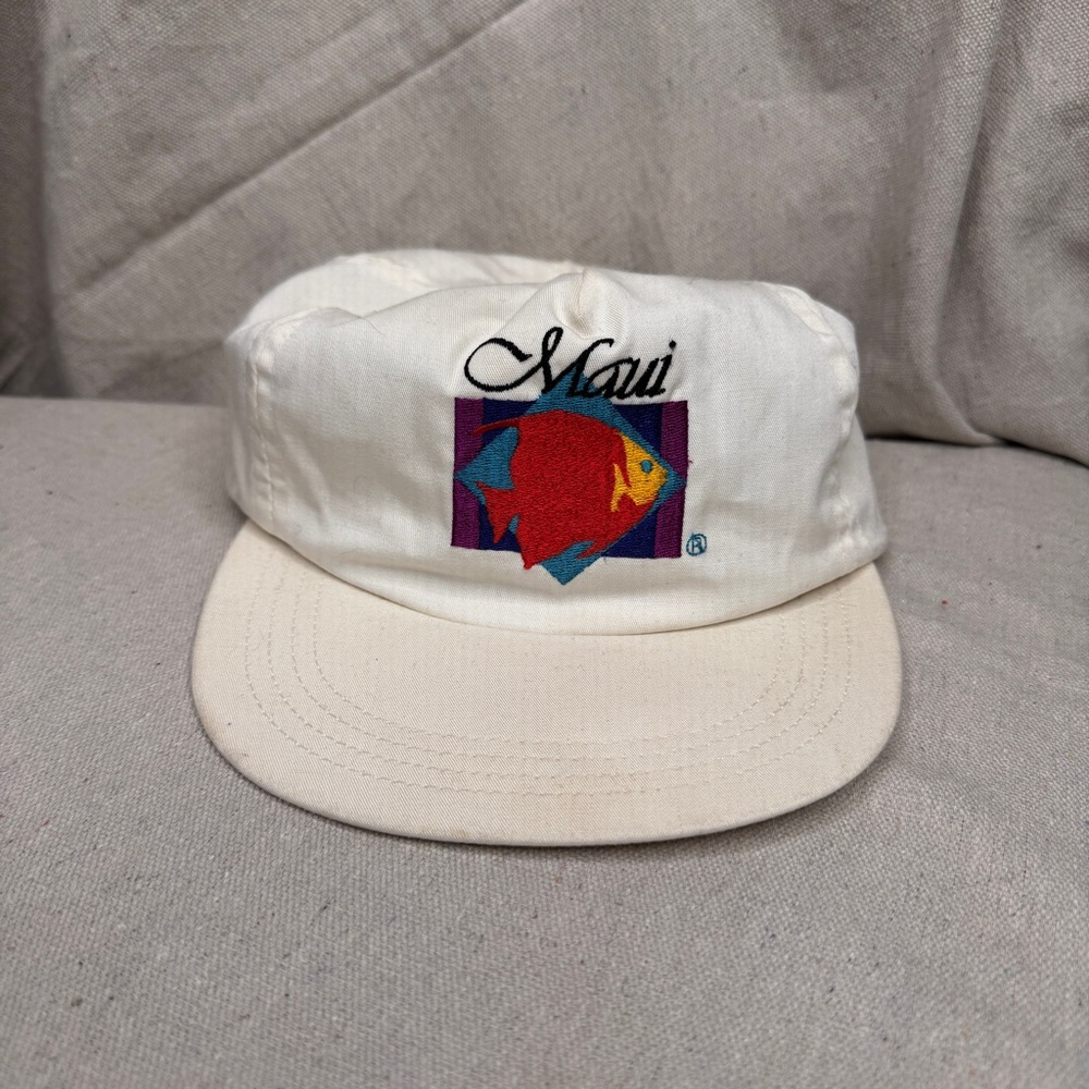 Vintage 80’s Maui Hawaii Vacation Trucker White Hat